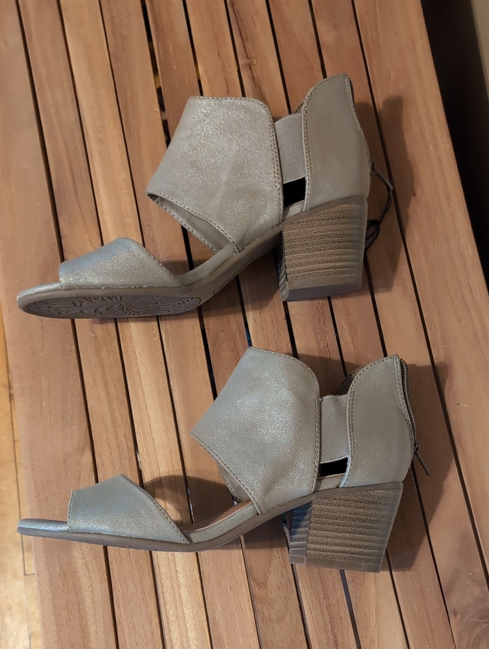 New  Women's Open-Toe Block Heel Sandals in Taupe